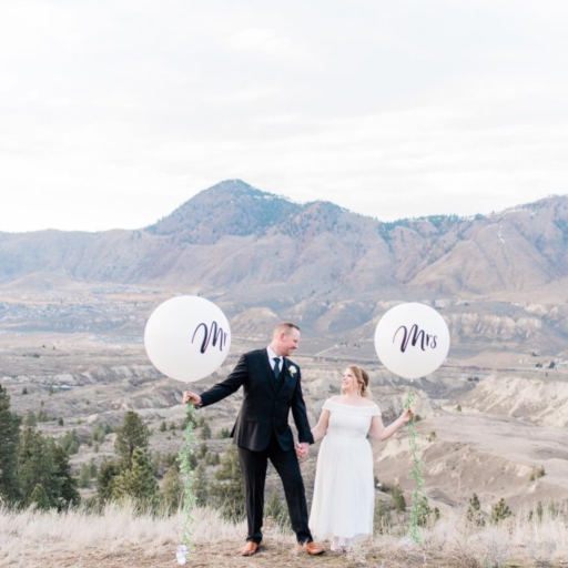 Helium Balloons and bouquets